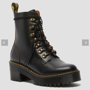Dr. Martens Vintage Leona Smooth Black Leather Heeled Boots 7